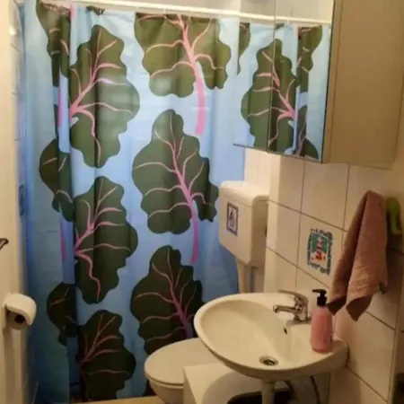 Lägenhet Cozy Near Hospital *